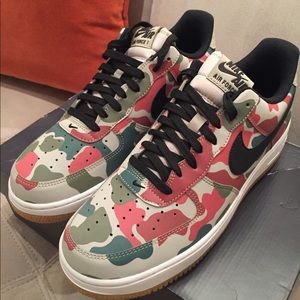 RARE Nike Glow In The Dark Camo AIR FORCE 1